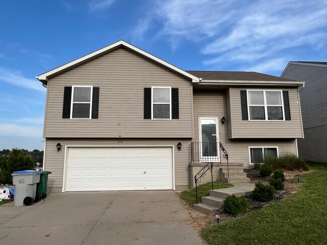 Primary Photo - 6971 N 87th Ave