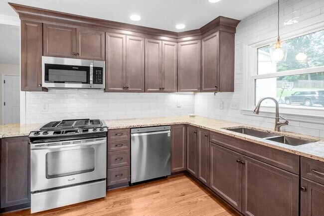 Building Photo - Space. Privacy. Possibility. — Your 3BR/3BA, 3 car garage, 1.43-Acre Charlotte Retreat Awaits!