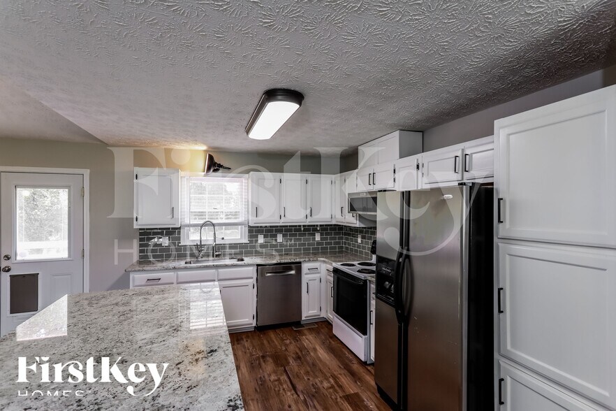 Building Photo - 2097 Blackberry Cir