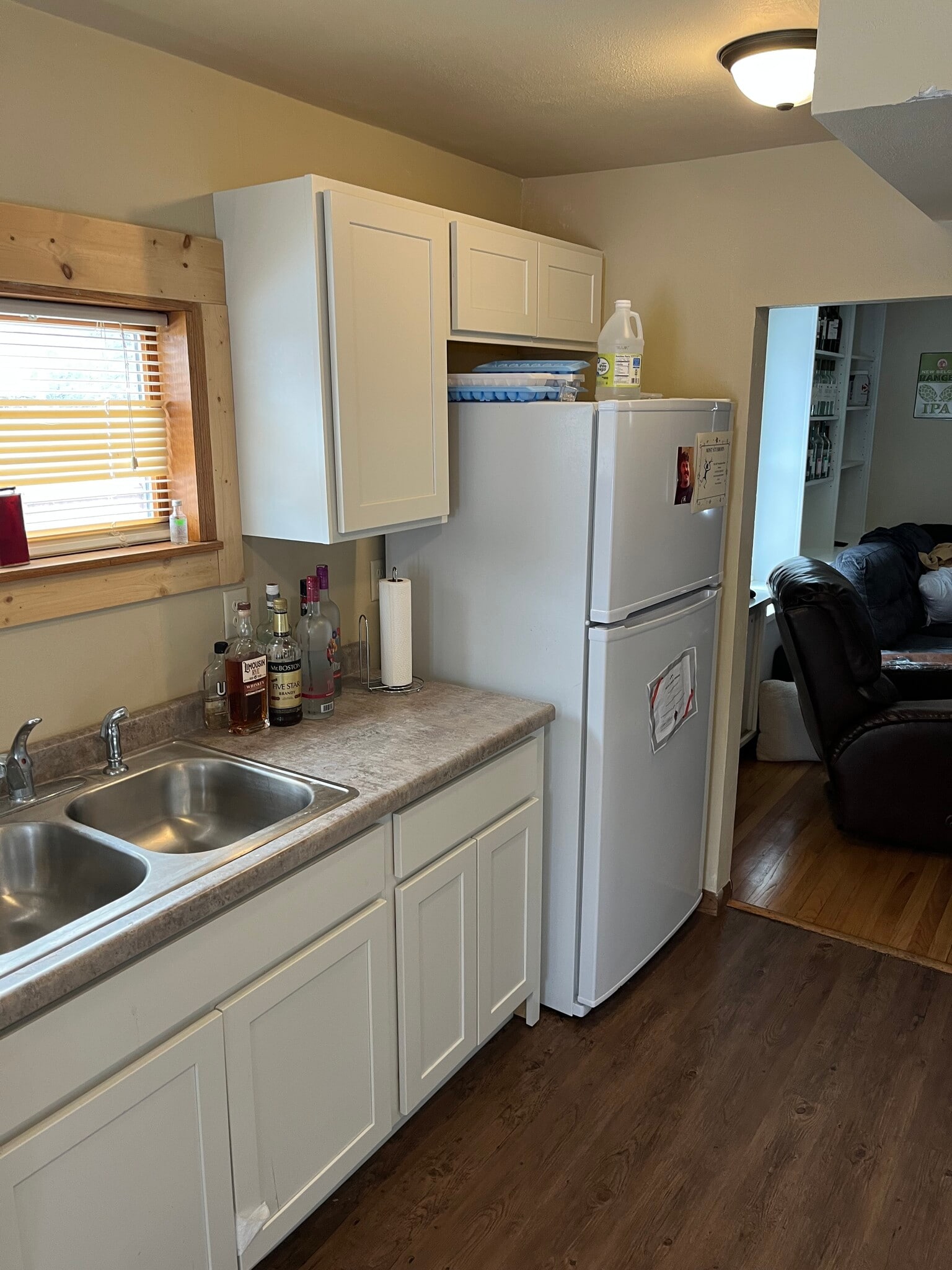 Kitchen - 203 S Whiton St