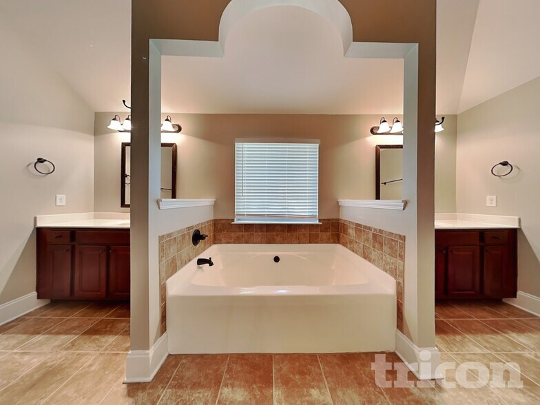 Building Photo - 4244 Caveat Ct