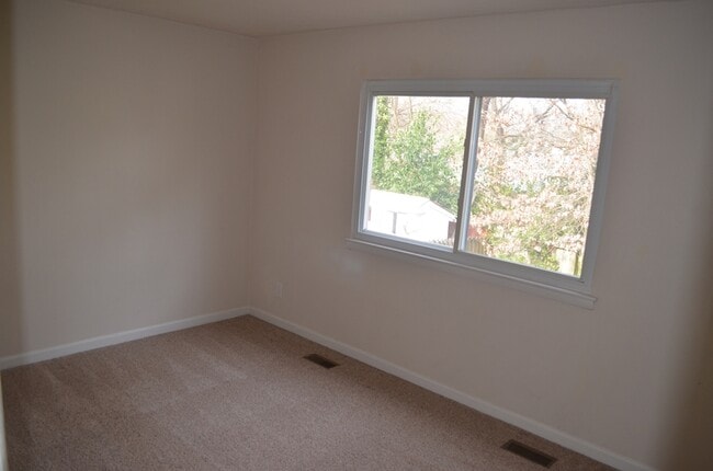 Building Photo - 3690 Arthur Ave