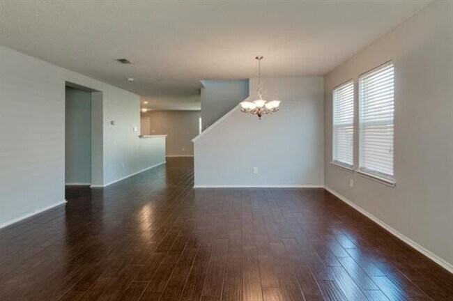 Building Photo - 3821 Bandera Ranch Rd
