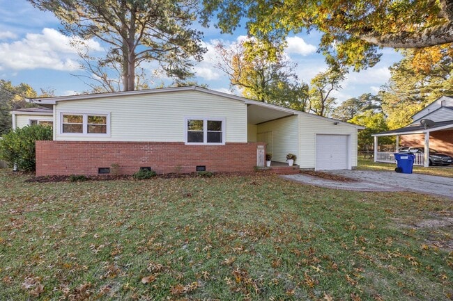 Building Photo - Now Available for Rent in Norfolk!