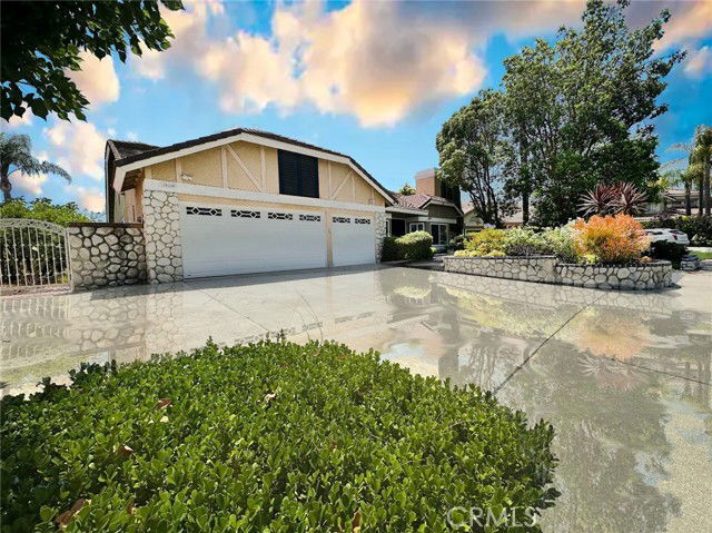 Building Photo - 21630 Dunrobin Way