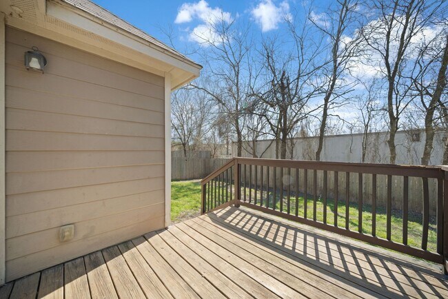 Building Photo - 369 Derby Dr