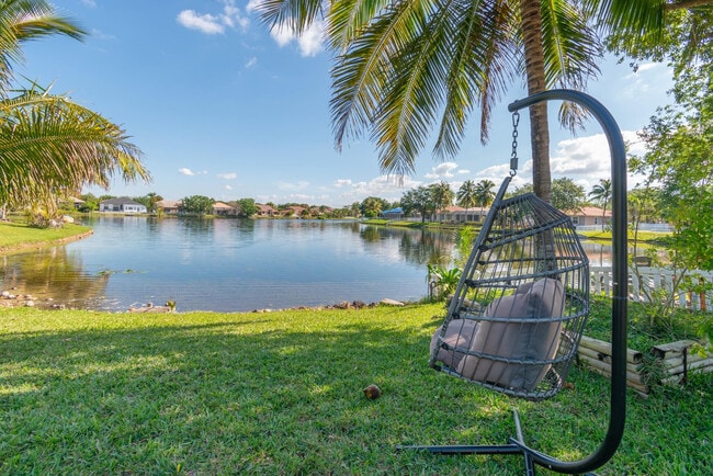 Building Photo - 12843 NW 18th Ct