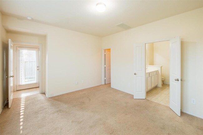 Building Photo - 1613 Summer City Dr
