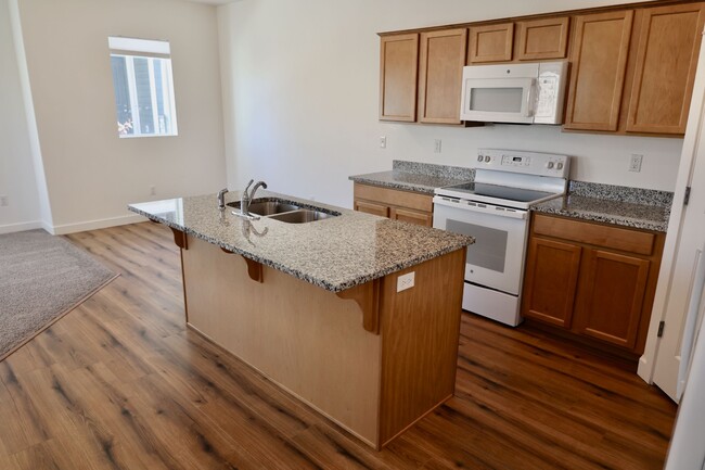 Building Photo - 15104 S Wild Horse Wy