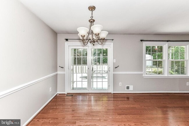 Building Photo - 4731 Carterwood Dr