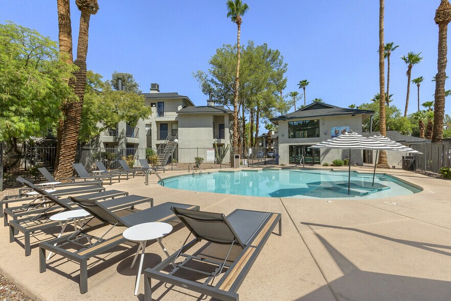 Pool - 255 North