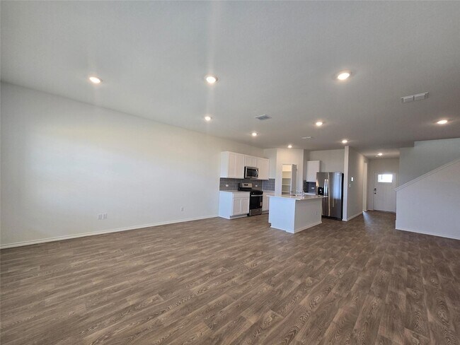 Building Photo - 352 San Juan Trl