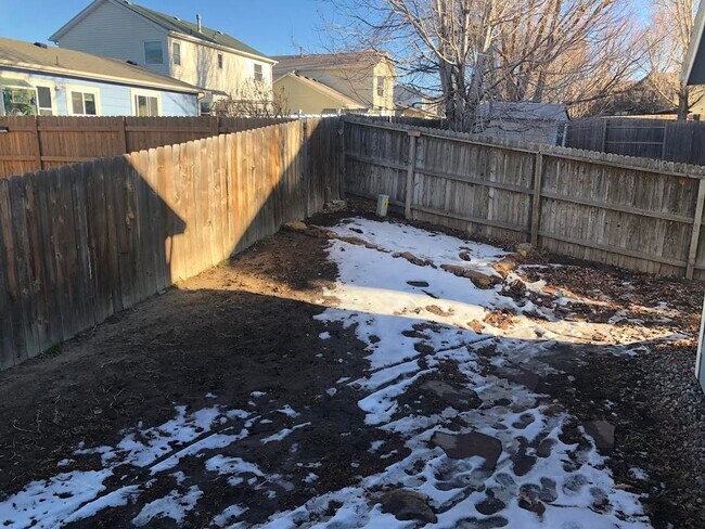 Building Photo - Nice Four Bedroom, Three bath home with Main Level Primary Bedroom, Newly Renovated