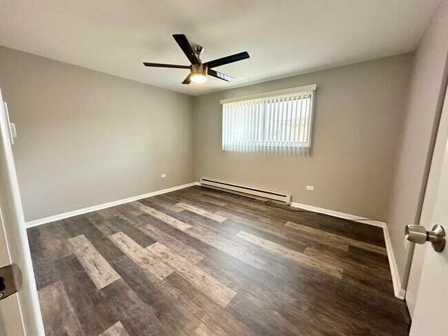 Building Photo - 6334 W 65th St