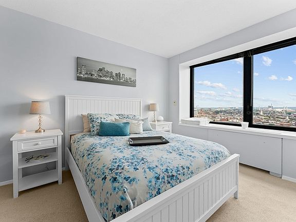 Building Photo - 85 E India Row