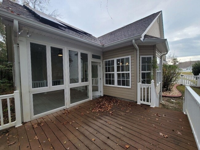 Building Photo - 516 June Bug Ct