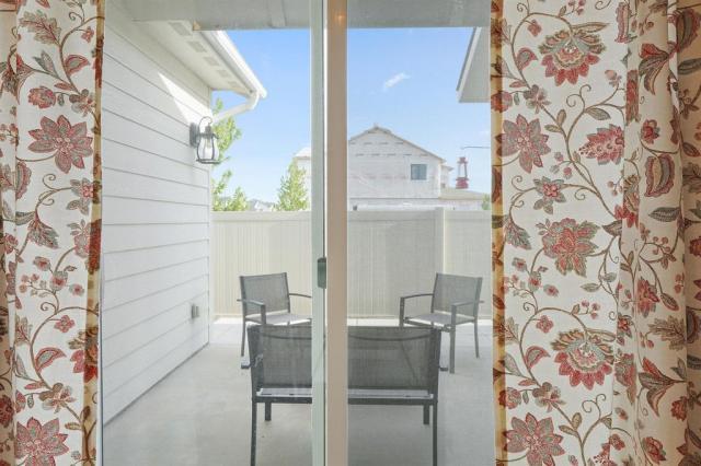 Building Photo - 4 bedroom in Meridian CA 83642