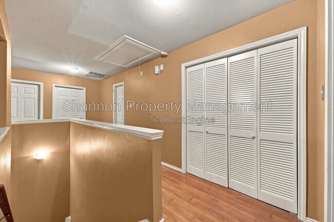 Building Photo - 16551 Pentonshire Ln