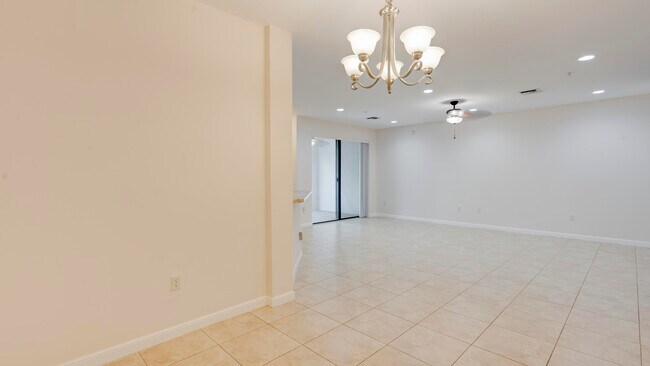 Building Photo - 3055 NW 126th Ave