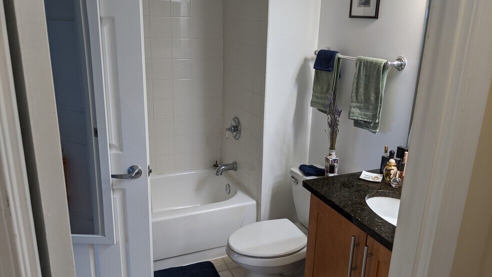 Building Photo - 3401 38th St NW