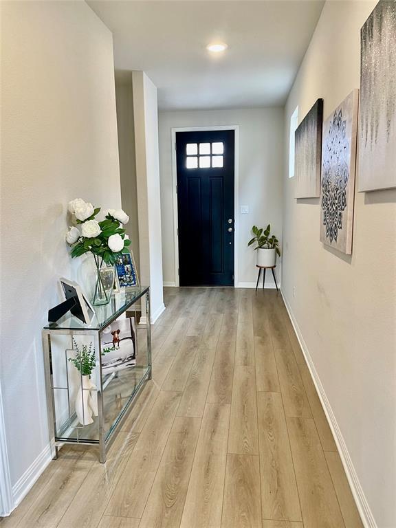 Building Photo - 232 Denali Wy