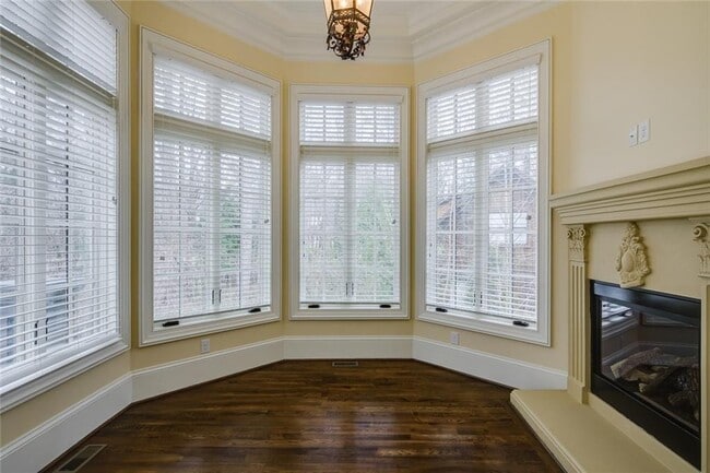 Building Photo - 35 Mt Paran Rd NW