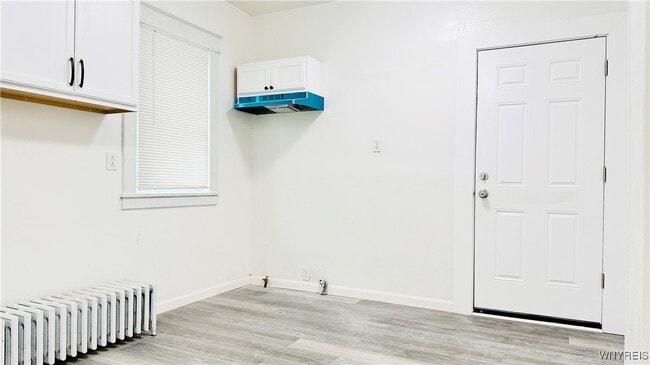 Building Photo - 701 Cedar Ave