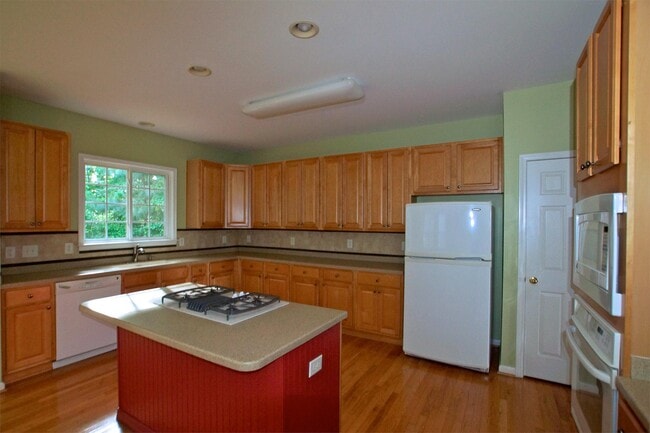 Building Photo - 3204 Orchestra Ct