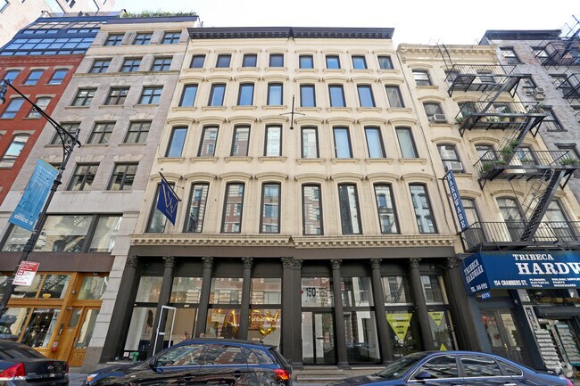 Building Photo - 150-152 Chambers St