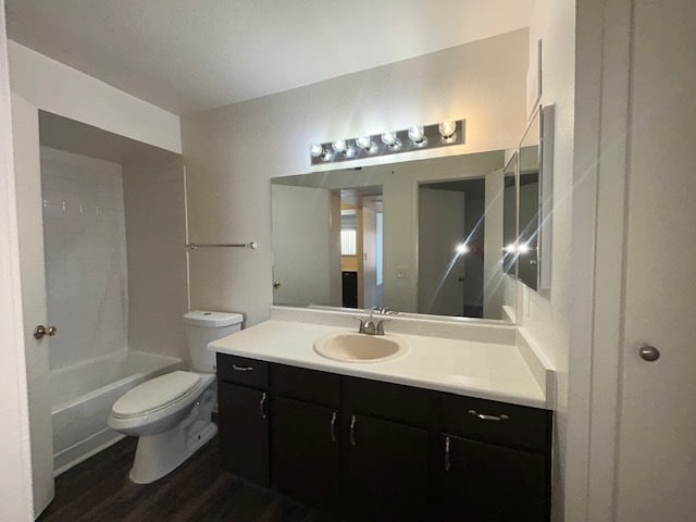 Building Photo - 2300 E Silverado Ranch Blvd