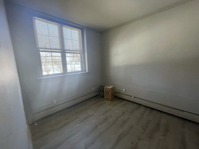 Building Photo - 1754 S Grant St