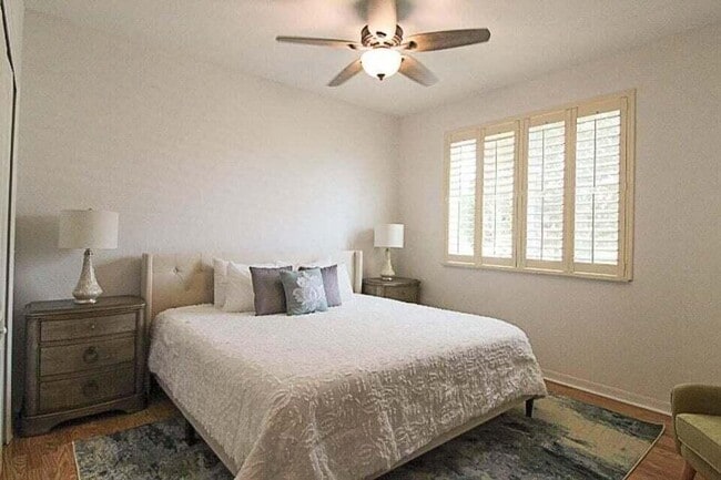 Building Photo - 11018 Legacy Dr