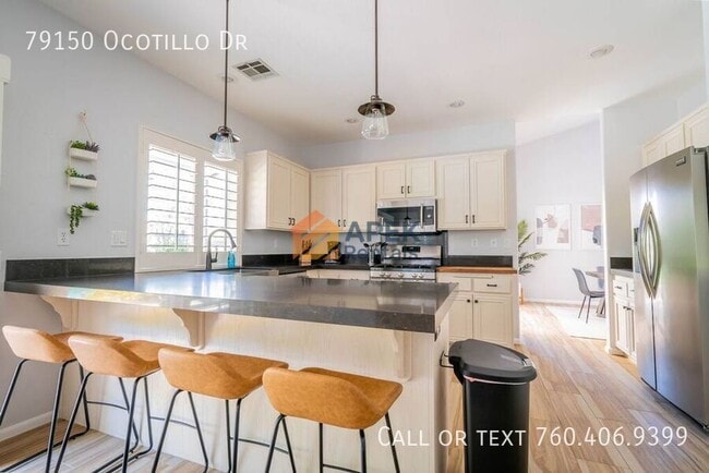 Building Photo - 79150 Ocotillo Dr