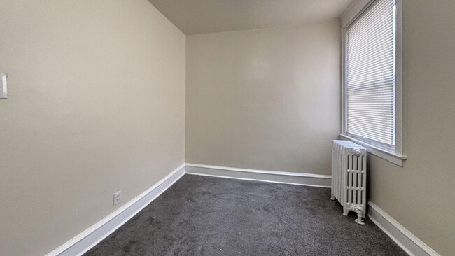 Building Photo - Beautiful 3 Bedroom Home for Rent wt Bonus...