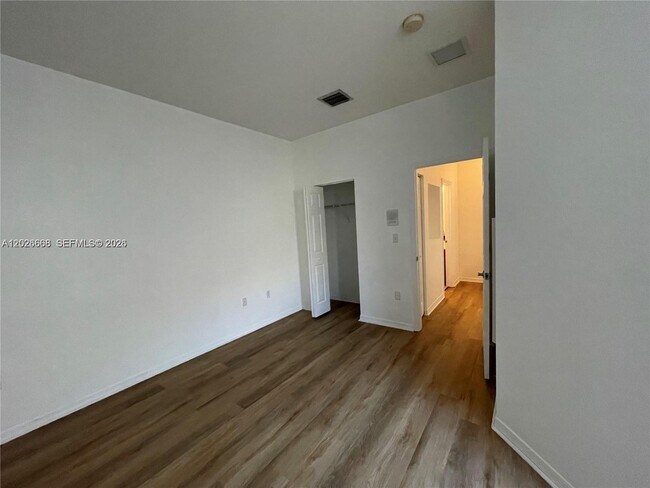 Building Photo - 4304 SW 131st Ln