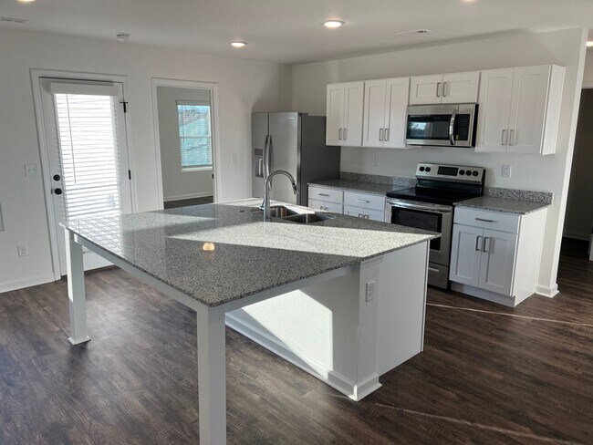 Building Photo - New Beginnings start with AMRR: 3 bed/ 2 bath/ 2 car garage in Oronogo, MO!