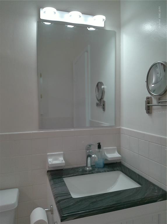 Building Photo - 2400 Franciscan Dr