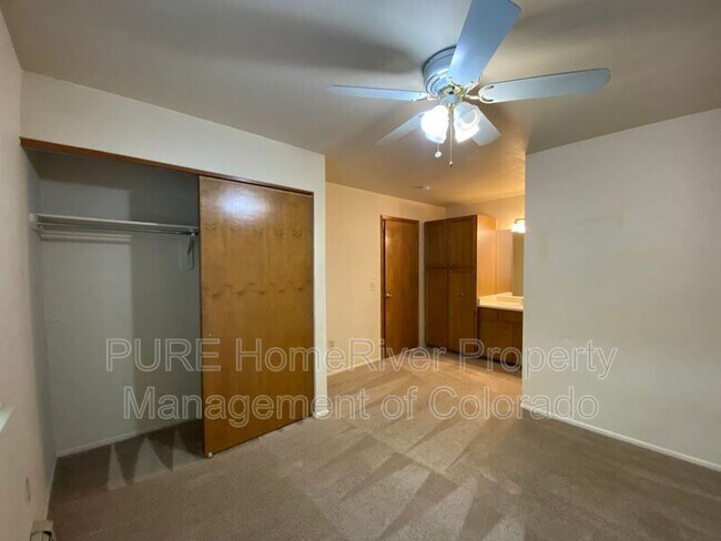 Building Photo - 3583 S Marion St