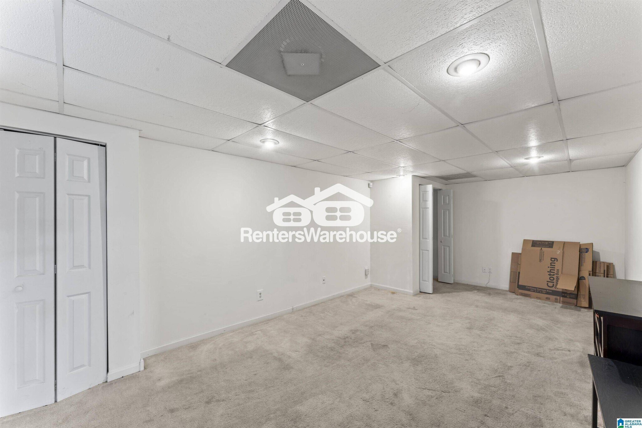 Building Photo - 3042 Wood Cir