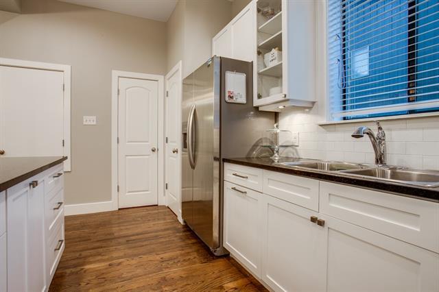 Building Photo - 4211 Rawlins St