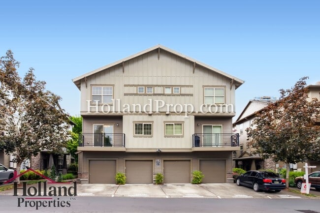 Building Photo - Lovely Condo with 2 primary suites in Hillsboro