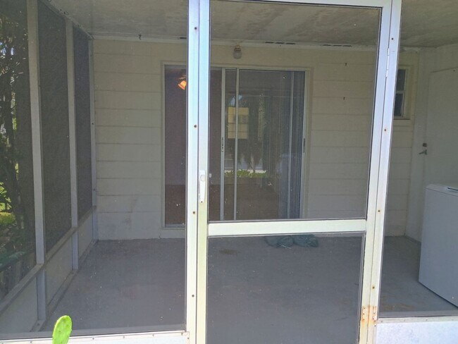 Building Photo - Waterfront Property on CANAL !!!       ***...