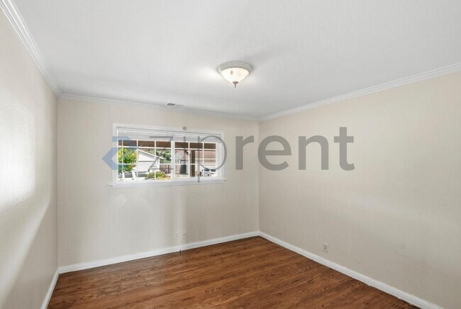Building Photo - 2689 Limerick Rd