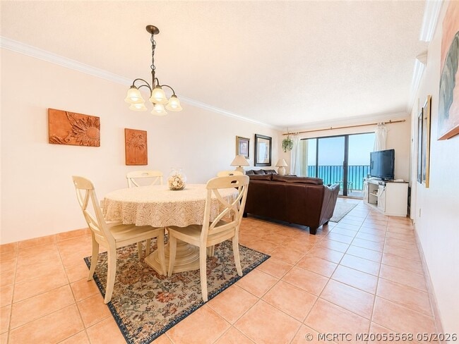 Building Photo - 7440 S Ocean Dr