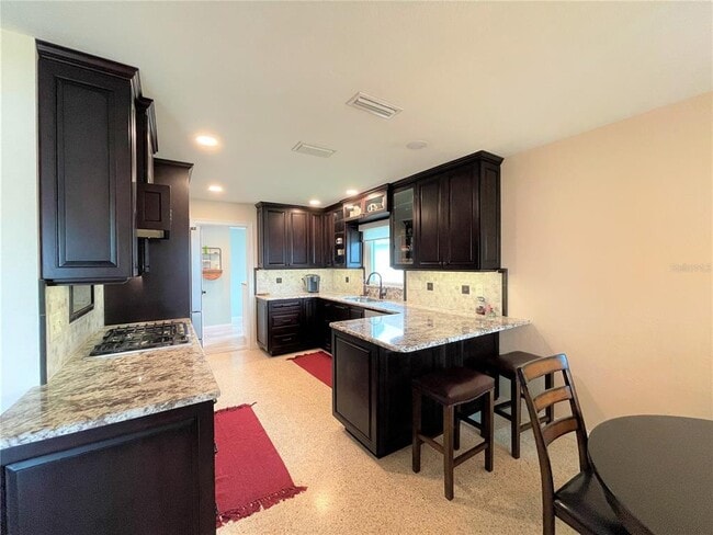 Building Photo - 17045 Dolphin Dr