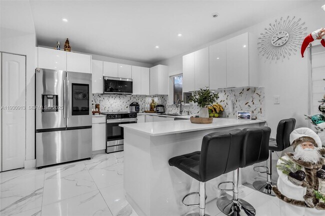 Building Photo - 20823 SW 126th Ct