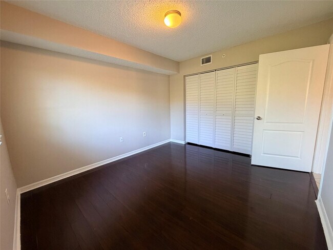 Building Photo - 5025 Wiles Rd