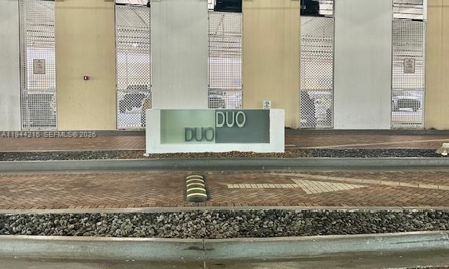 Building Photo - 1755 E Hallandale Beach Blvd