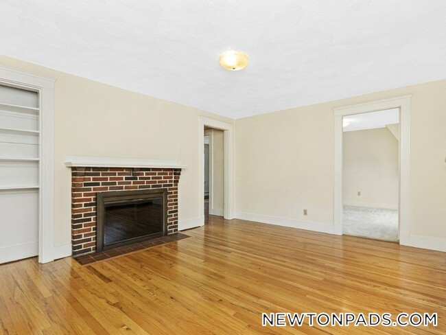 Building Photo - 1145 Boylston St