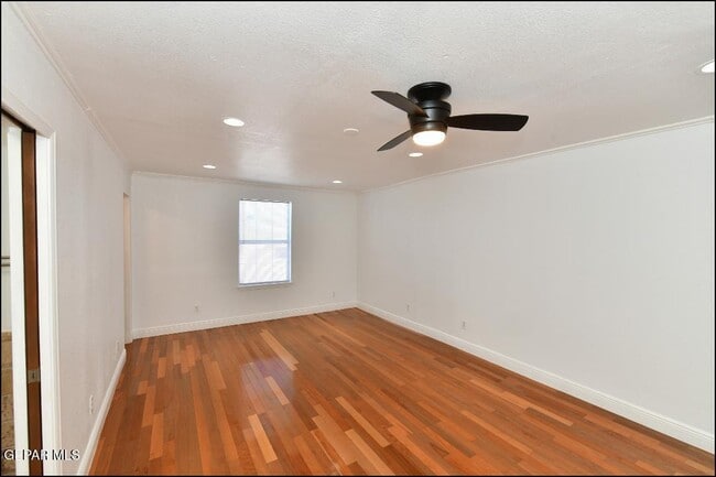 Building Photo - 1603 Villa Del Sol St